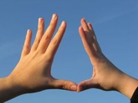 Try a variety of remedies if you suffer from dry, brittle nails.