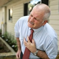 Does Heart Attack Pain Come in Waves or Is it Constant?