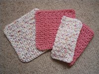 Quick and easy crocheted dishcloth