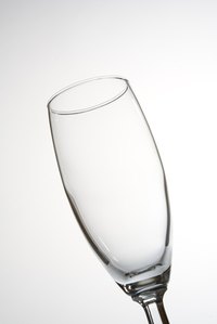 Add beautiful designs to your glassware