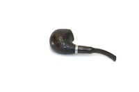 A fake pipe can be easily fashioned from clay.