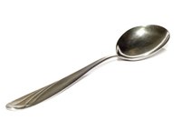 Decorative spoons can be displayed in an easy woodworking project