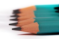 Entertain your guests with simple and fun paper and pencil games.