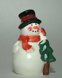 Making a Frosty the Snowman costume can be easy.