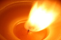 Make strongly scented soy candles by using high quality wax and essential oils