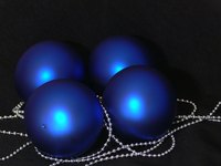 Craft a beautiful pagan ball to protect your home.
