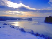 Cold, dry winter months are perfect for humidifier use.