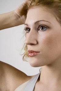 Photofacials generate few side effects.