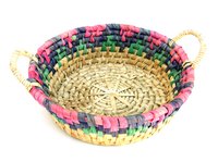 You can make a pretty bowl with dyed raffia.