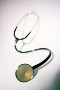 Medical treatment must be immediately sought if pneumonia is suspected.