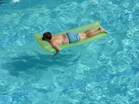 Heat your pool to a comfortable temperature using the AquaTouch control panel.
