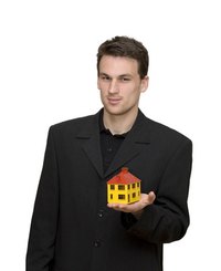 HUD makes it simple for brokers to qualify to show and write contracts on HUD properties.
