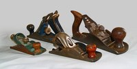 Stanley wood planes come in a variety of shapes and sizes.
