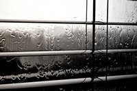 Venetian blinds work on a simple principle and are easy to understand.
