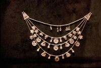 Several techniques can create the look of hand dipped jewelry.