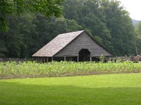 Homesteading, a self-sufficient way of life, thrives in Oregon.