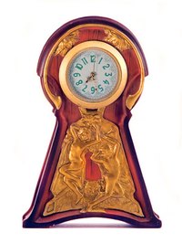 Cartier clock batteries must be changed every year.