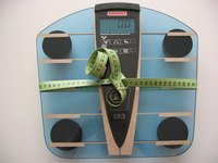 Eating healthy and exercising, along with taking Lipitor, can help you lose weight.