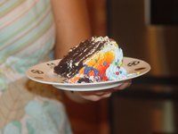 You can successfully bake cakes with a variety of white sugar substitutes.
