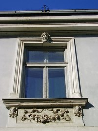 Casement windows are easy to clean.