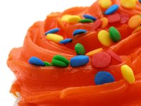 Don't let cake frosting ruin your favorite clothes.