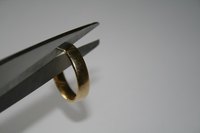 Transfer of stocks upon divorce requires information exchange with a broker and between the spouses.