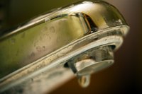 A broken diverter valve can lead to faucet leaks