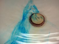 There are several ways to remove dye stains from your clothing.