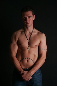 Leave jewelry in an abscessed nipple piercing so it can drain.