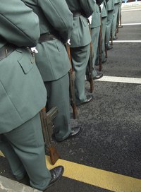 The military is a great example of a hierarchy, one characteristic of a traditional organization.