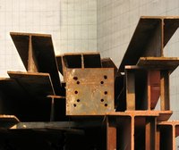 Rusted steel requires an iron oxide primer.