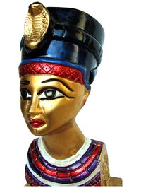 Be an Egyptian queen and dazzle your subjects on Halloween.