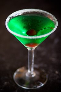 Sit and and drink with a pretty hostess in Atlanta.
