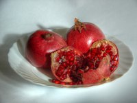 You can freeze pomegranate juice for up to a year.