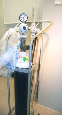 Specific safety precautions must be followed during the use of oxygen tanks.