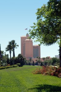 Make a hotel promotion plan that makes your hotel rise above others.