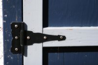Cover the gaps left in the frame or door.