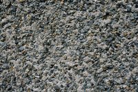 There are various ways to apply asphalt sealcoats.