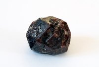 Raw garnet is crushed to make garnet paper.