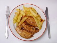 Fried chicken tenders make a quick and easy dinner.