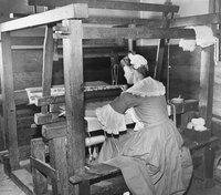Many colonial families wove the fabrics for their own clothing, bedding and curtains.