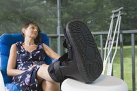 You can't receive unemployment benefits if you can't work because of an injury.