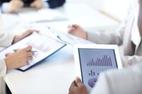 Horizontal and vertical integration can give a business a competitive advantage.