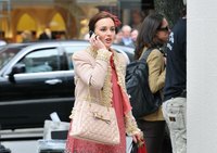 Still of Leighton Meester filming Gossip Girl in NYC.