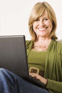 Send invitations quickly and easily online.