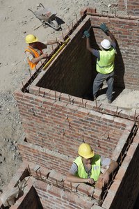You don't have to be a master bricklayer to get your brick courses level.