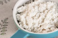 Small bowl of cottage cheese.