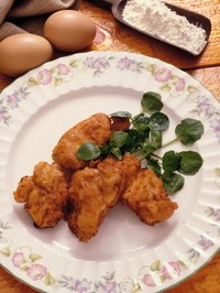 Choose out-of-the-ordinary side dishes to jazz up a chicken fingers meal.