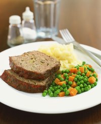 Allow meatloaf to sit on the counter for 20 minutes before slicing it.
