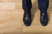 Wrinkle- and crease-free shoes are essential to a nice outfit.